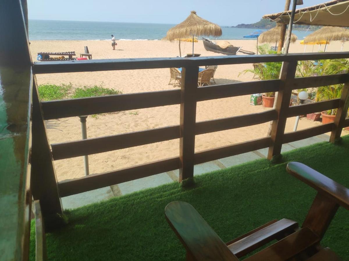 Sea Front Beach Huts Hotel Patnem Beach Exterior photo