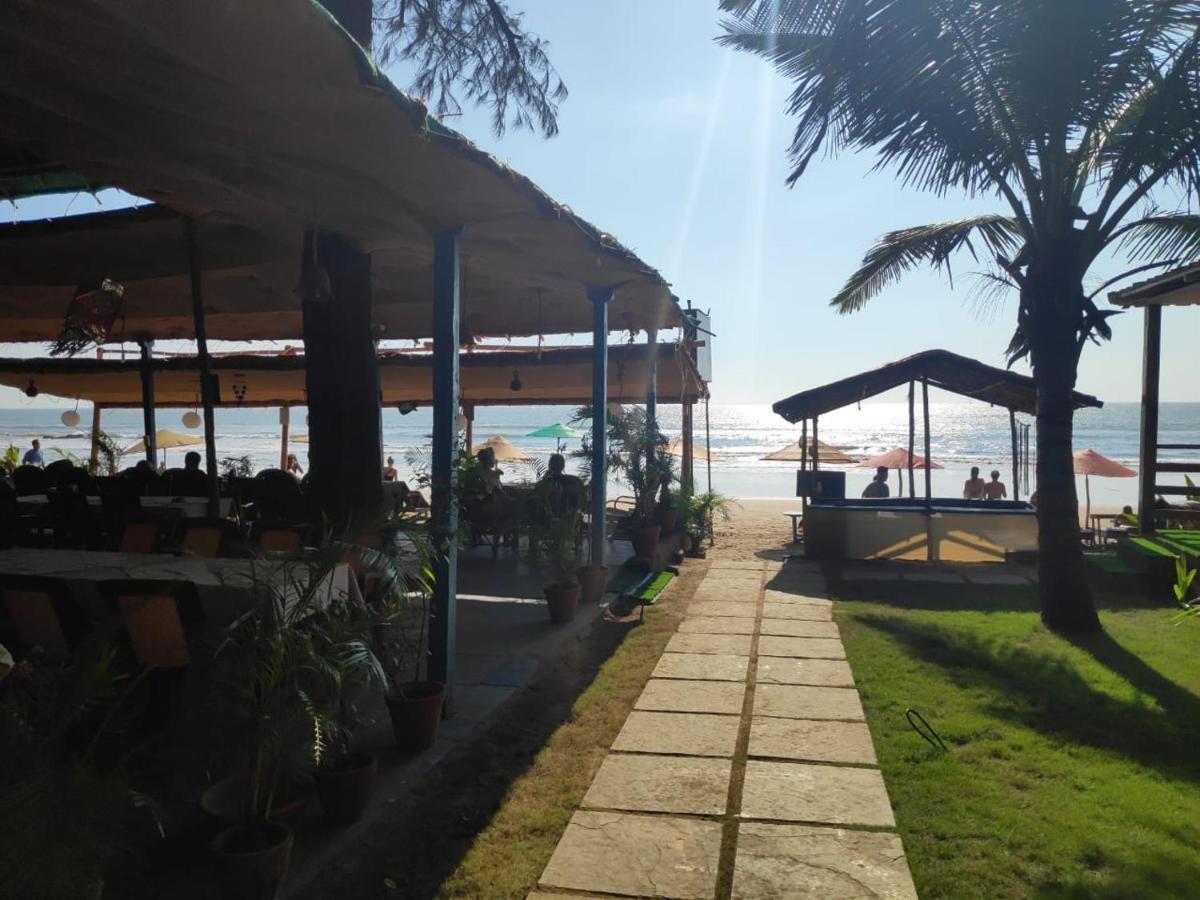 Sea Front Beach Huts Hotel Patnem Beach Exterior photo